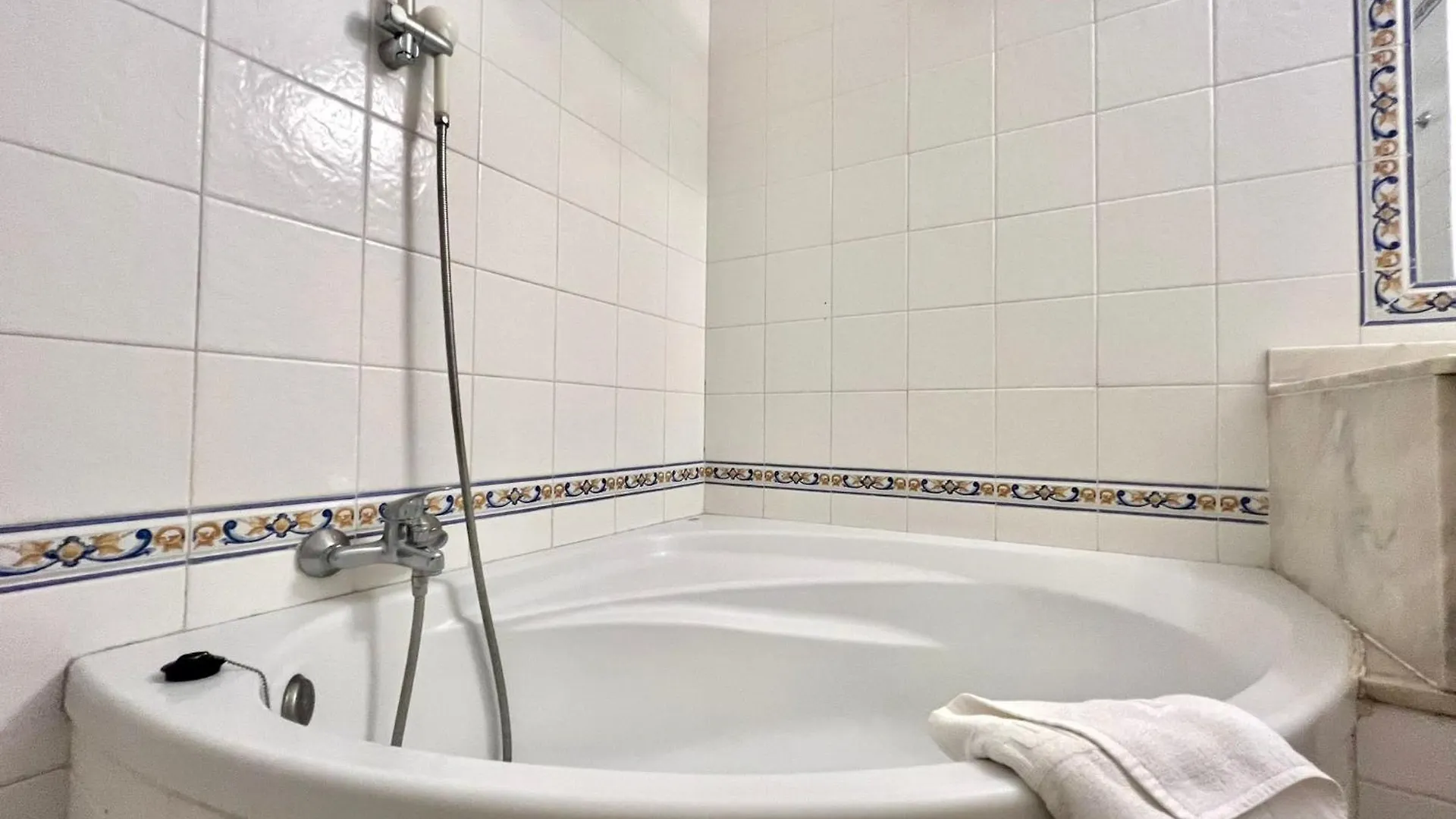 Apto. Con Gran Terraza Con Vista Al Mar Y Piscina Los Realejos Appartement