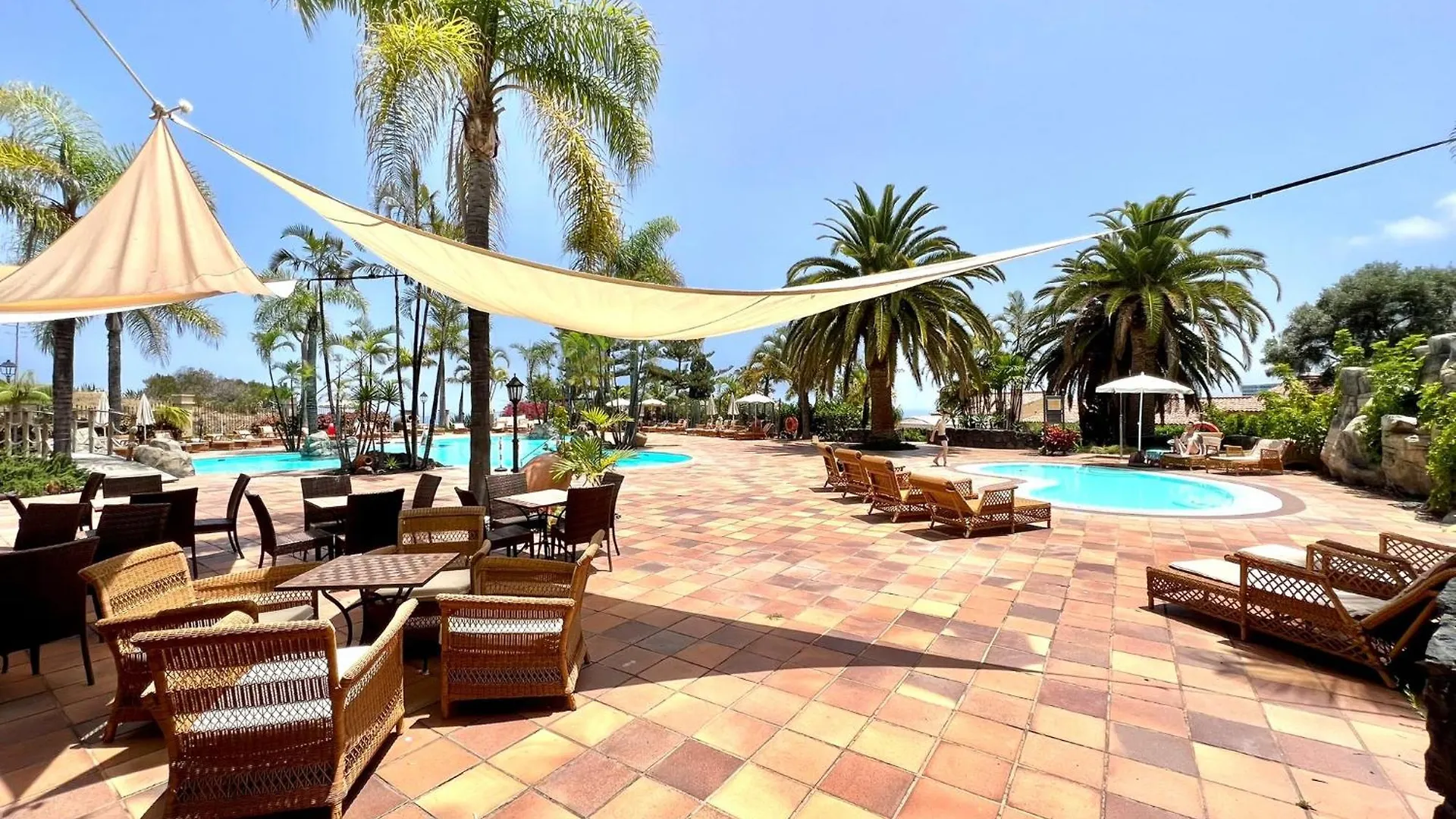 Apto. Con Gran Terraza Con Vista Al Mar Y Piscina Los Realejos Appartement